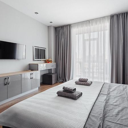 Grey Apartment Odesa Exterior foto