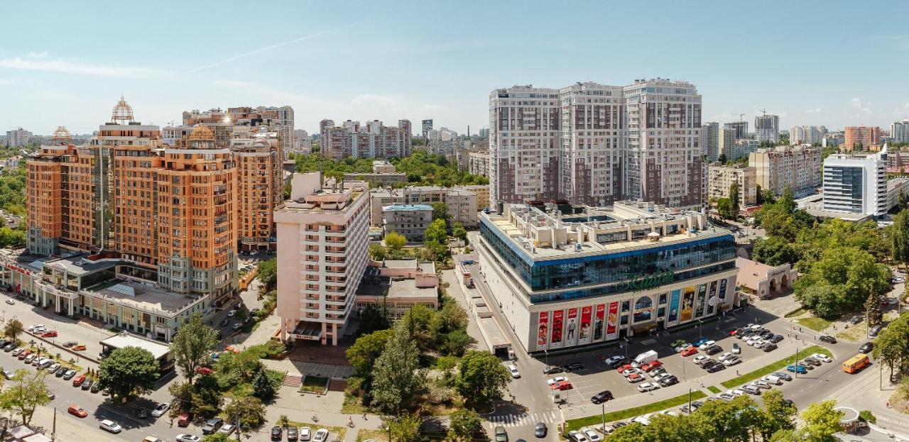 Grey Apartment Odesa Exterior foto